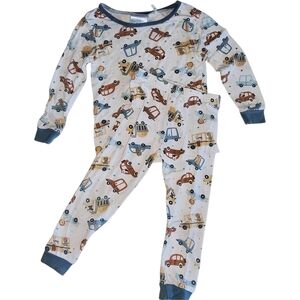 Tres Beau et Belle 2 Piece Pajama Set Automobiles Baby Boys 18 Months
